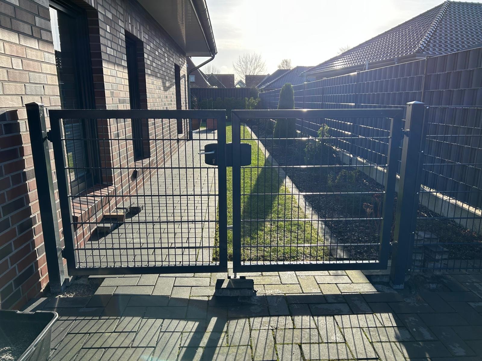 Sichtschutzzaun in Ostrhauderfehn Sichtschutz &ndash; Zaunonkel GmbH