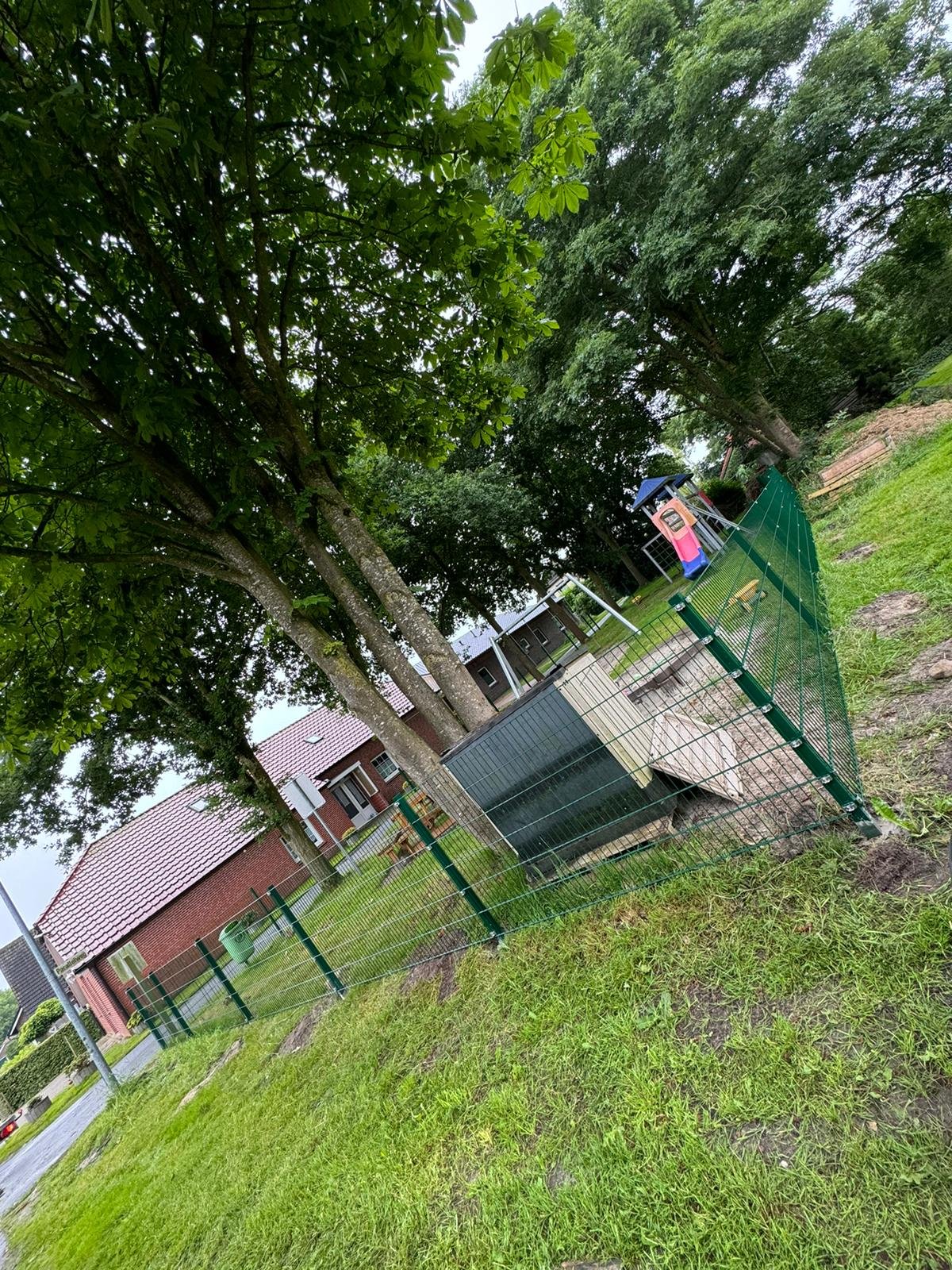 Zaun in Rhauderfehn Spielplatz &ndash; Zaunonkel GmbH