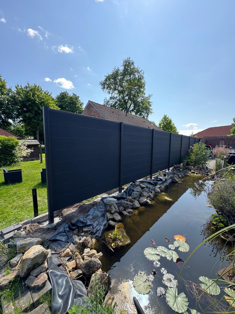 WPC-Sichtschutzzaun in Rhauderfehn &ndash; Zaunonkel GmbH
