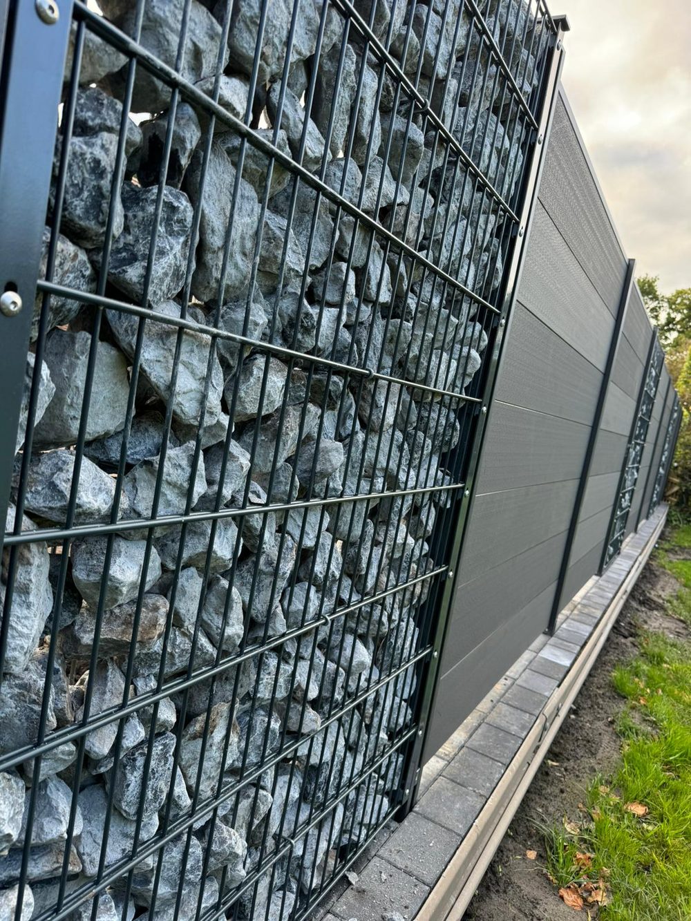 WPC-Sichtschutzzaun in Westoverledingen &ndash; Zaunonkel GmbH