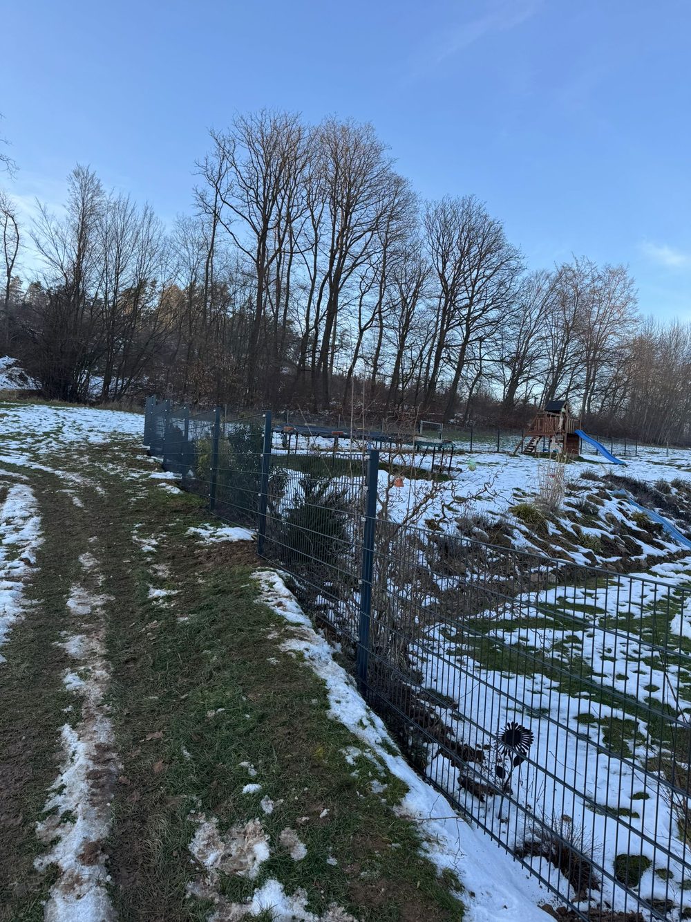 Doppelstabmattenzaun 8/6/8 in Wolfhagen &ndash; Zaunonkel GmbH