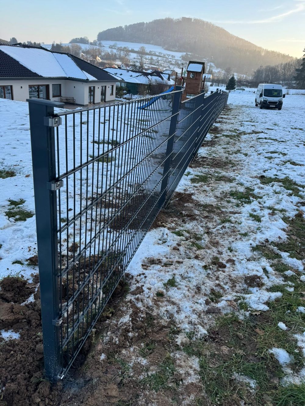 Doppelstabmattenzaun 8/6/8 in Wolfhagen &ndash; Zaunonkel GmbH