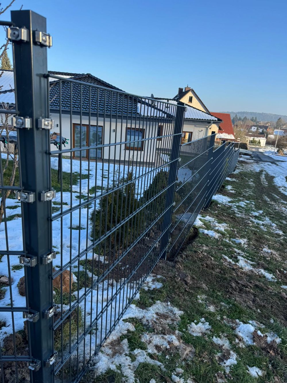 Doppelstabmattenzaun 8/6/8 in Wolfhagen &ndash; Zaunonkel GmbH